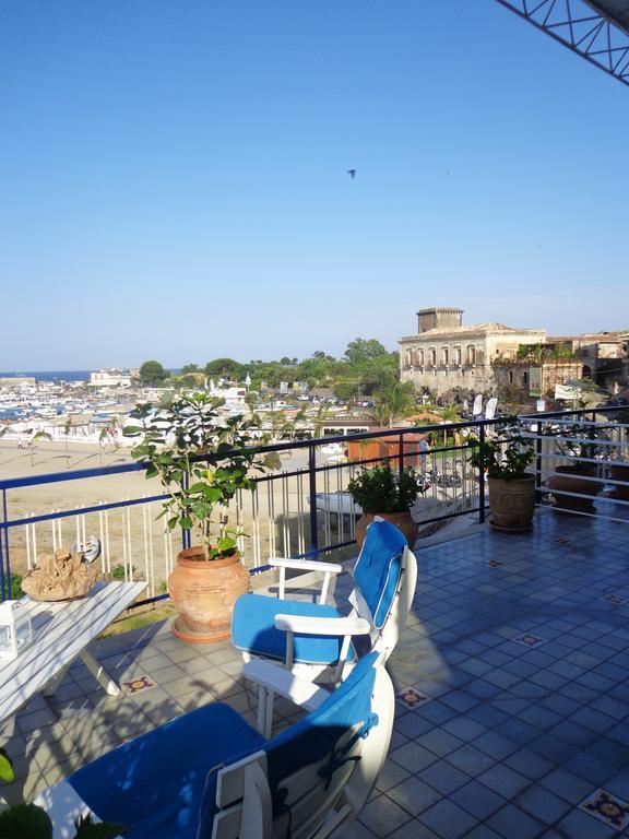 Casa D'A..Mare Apartment Giardini Naxos Ngoại thất bức ảnh