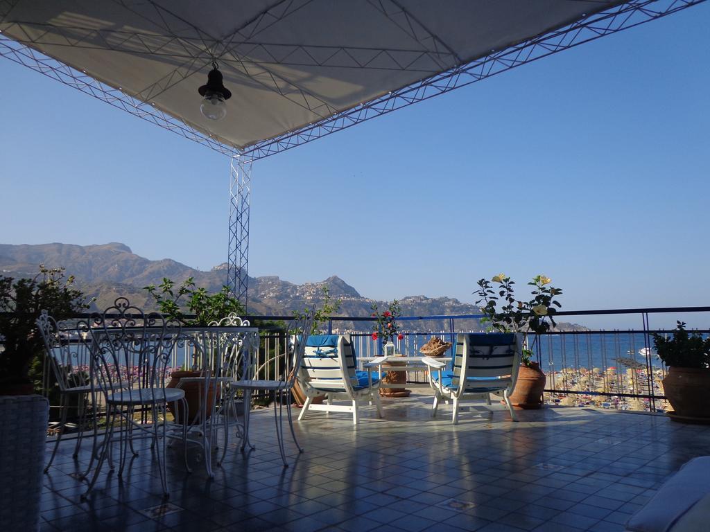 Casa D'A..Mare Apartment Giardini Naxos Ngoại thất bức ảnh