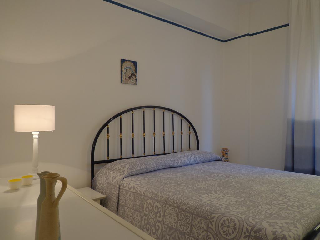 Casa D'A..Mare Apartment Giardini Naxos Ngoại thất bức ảnh