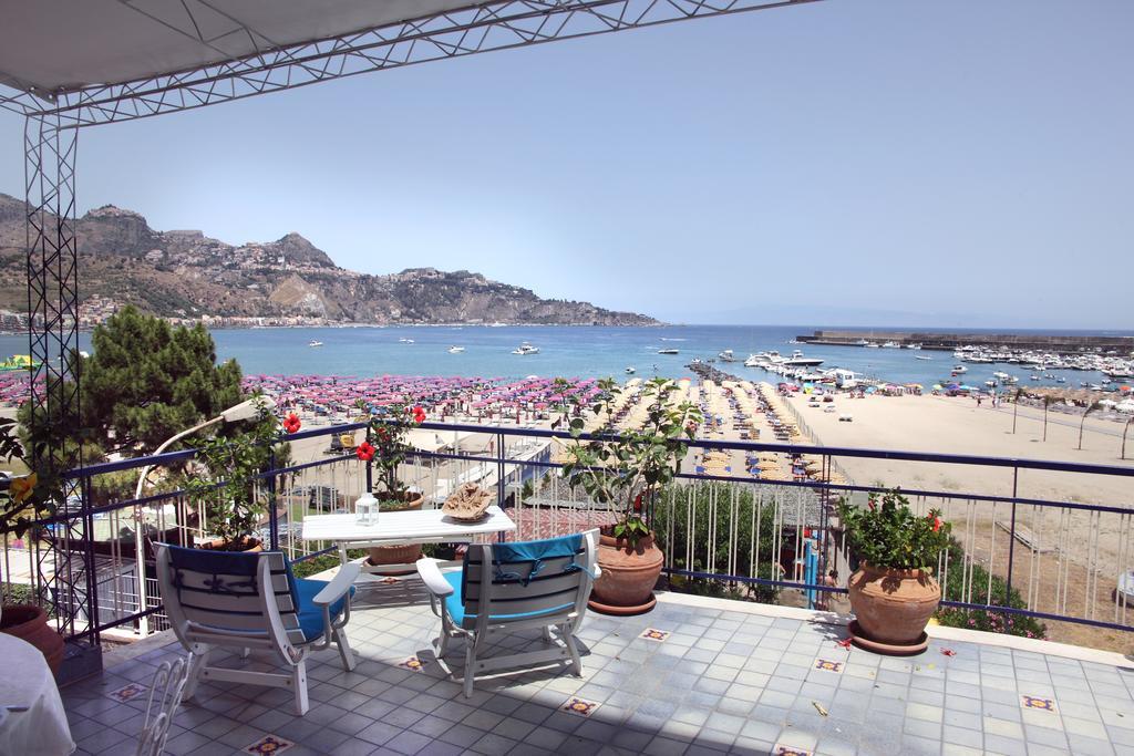 Casa D'A..Mare Apartment Giardini Naxos Ngoại thất bức ảnh